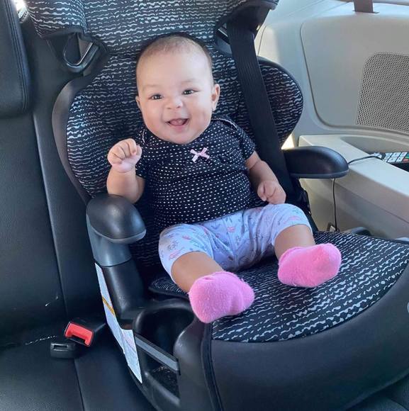 Meet your Posher, Loila - Picture 1 of 1